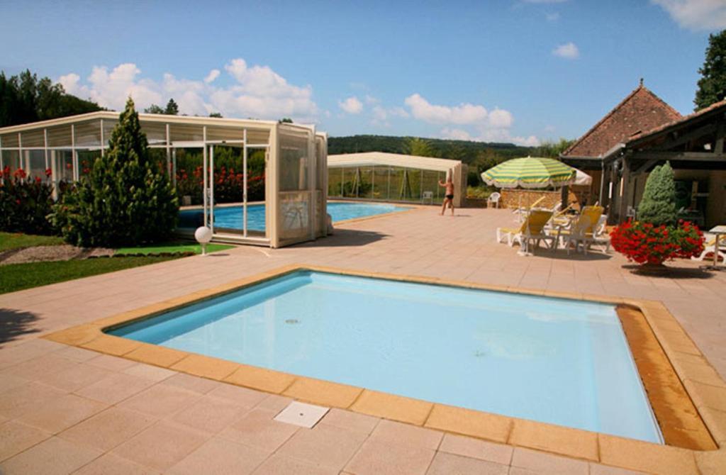 Hotel Restaurant Plaisance-Piscine Couverte Et Chauffee- Proche Sarlat- Vitrac  Exterior photo