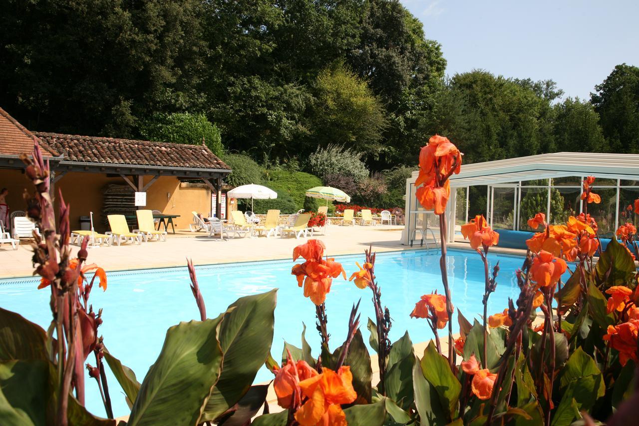 Hotel Restaurant Plaisance-Piscine Couverte Et Chauffee- Proche Sarlat- Vitrac  Exterior photo