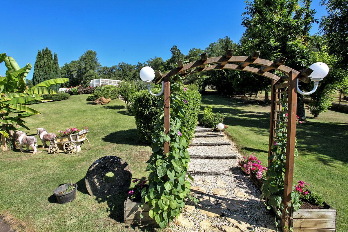 Hotel Restaurant Plaisance-Piscine Couverte Et Chauffee- Proche Sarlat- Vitrac  Exterior photo